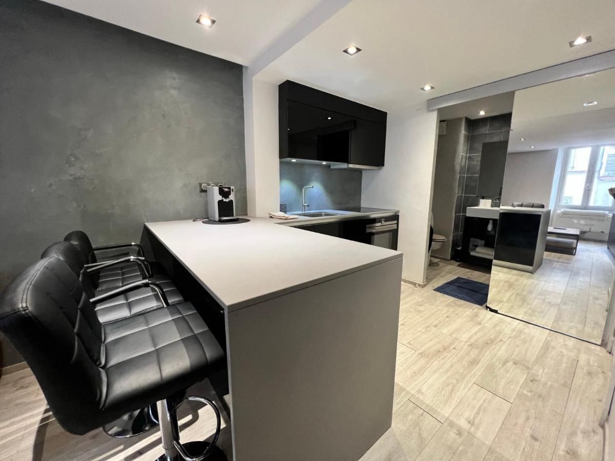 Appartement Design Centre Ville Saint-Tropez Exterior photo